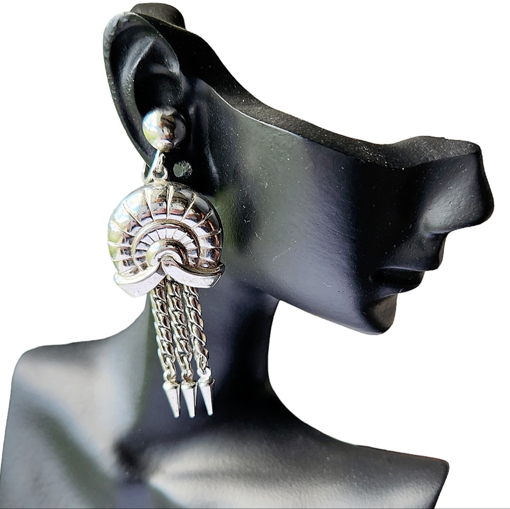 Coro Vintage Dangle Screw Back Earrings